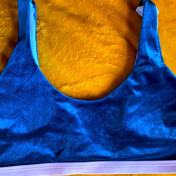 Sports bra - Picture 3 of 3